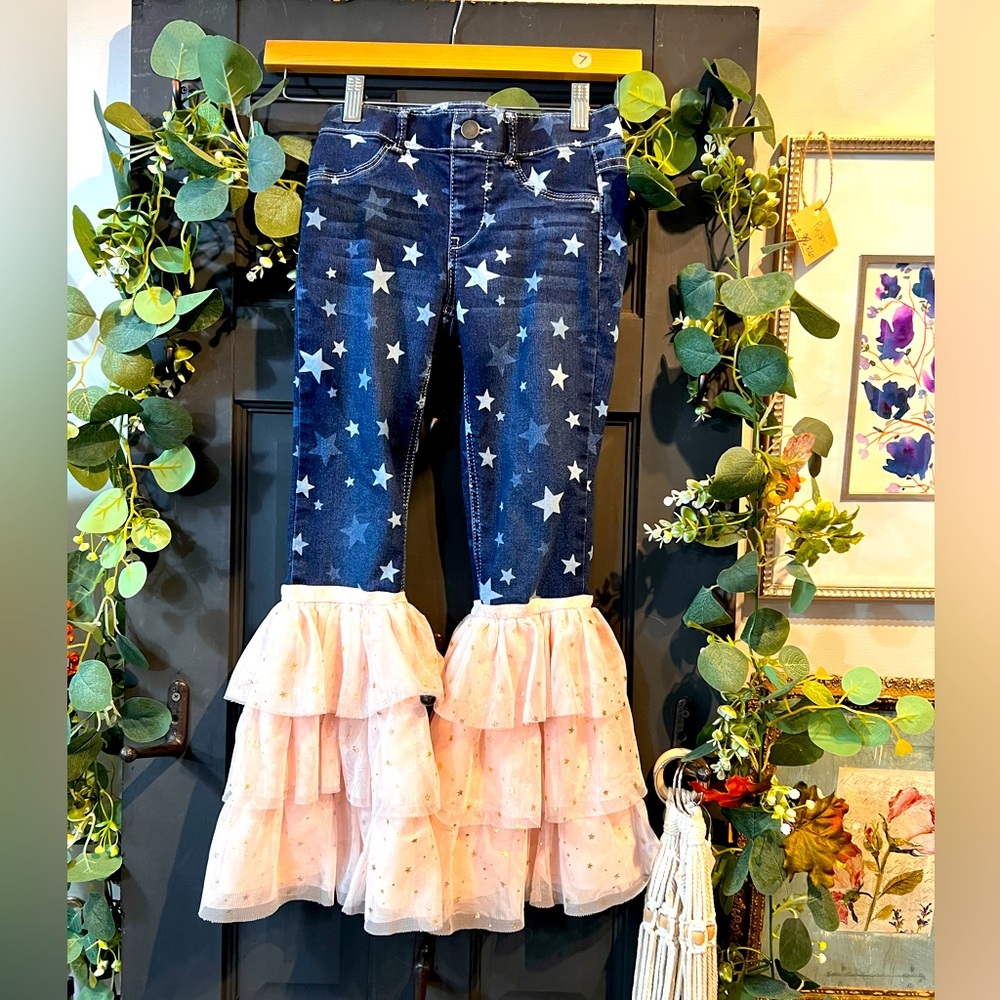 One of a kind adorable ruffle pants